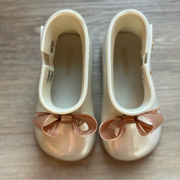 NWOT Mini Melissa Sugar Rain Boots Pearl Rose Gold Bow Toddler baby girl Size 7 - Picture 6 of 7